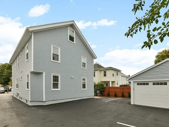 92 Fitchburg St, Watertown, MA 02472