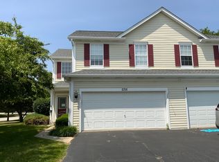 2715 McHenry Ave, Naperville, IL 60563
