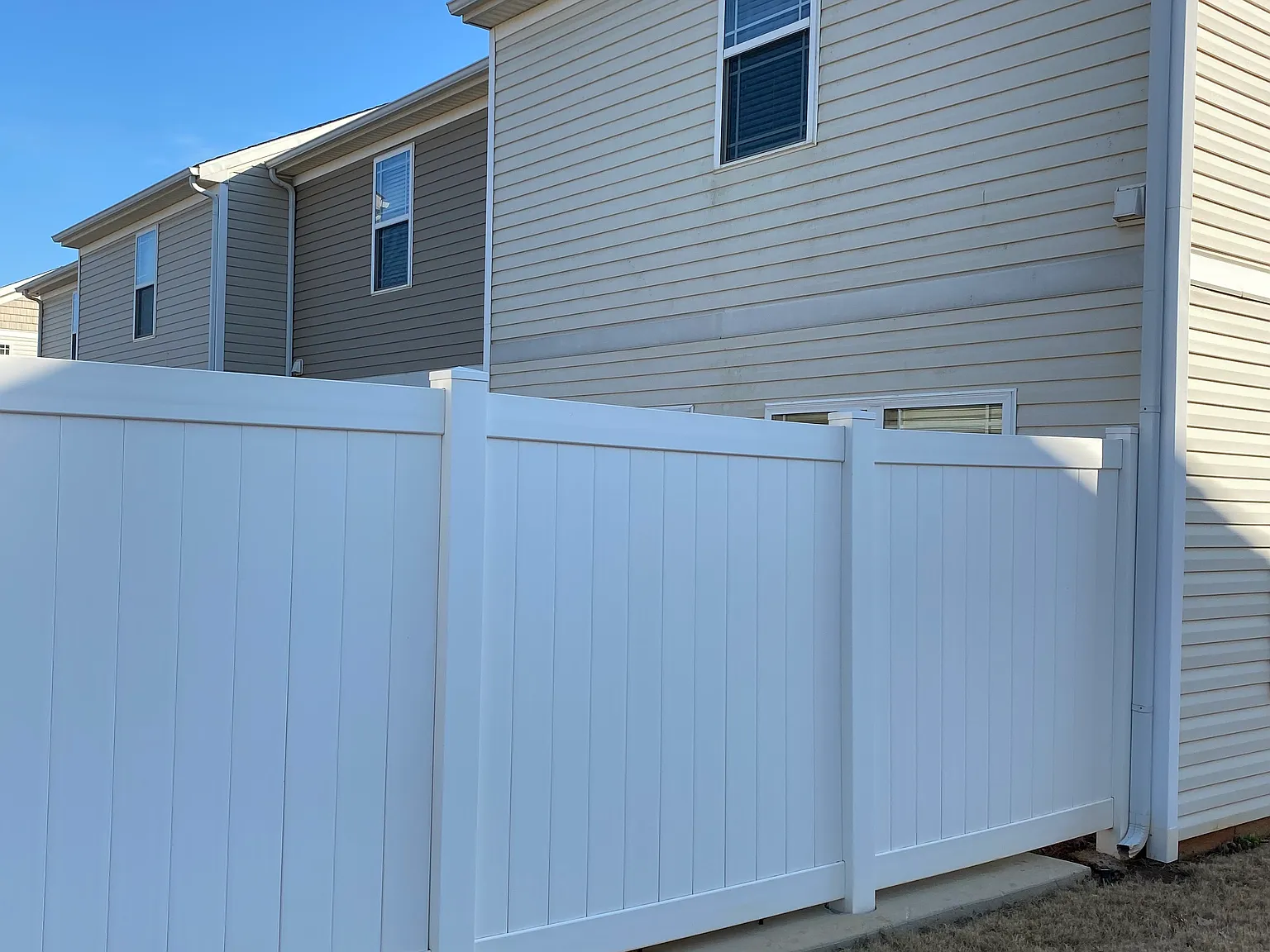 2 bed, 1280 sqft, $1,900 — Photo 4