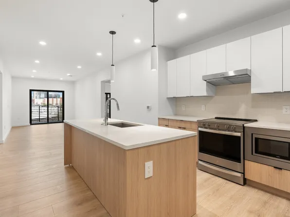 635 7th Ave S #213, Nashville, TN 37203