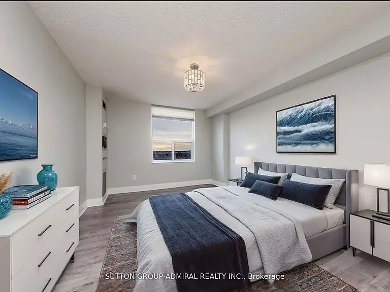 50 Inverlochy Blvd #1005 — Photo 13