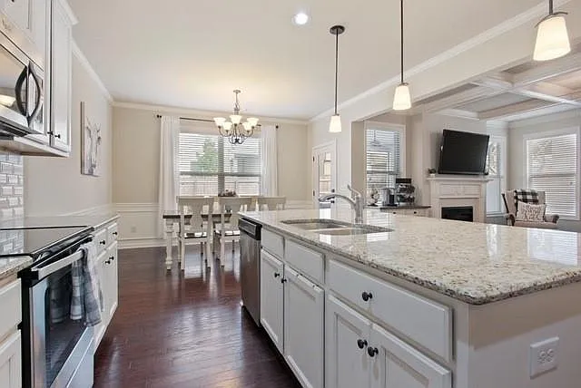 5304 Castle Shoals Way