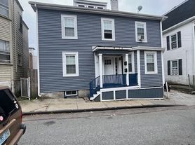 37 Ann St