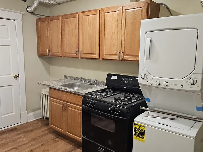 3033 Mayfield Ave #2 — Photo 4