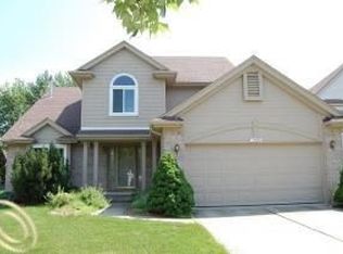 1353 Dundee Dr, Canton, MI 48188