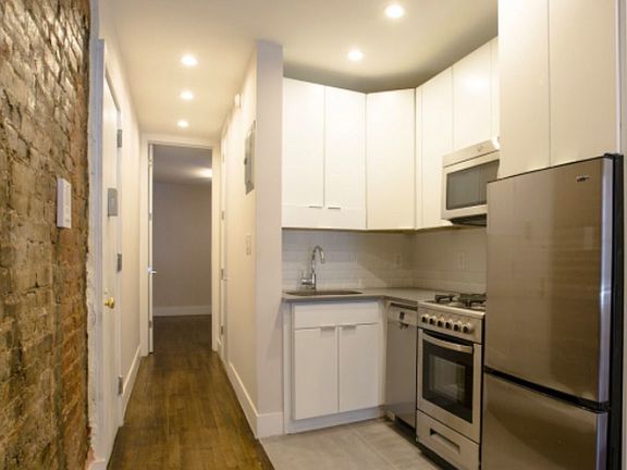 2nd image of 121 Vermilyea Ave APT 1A