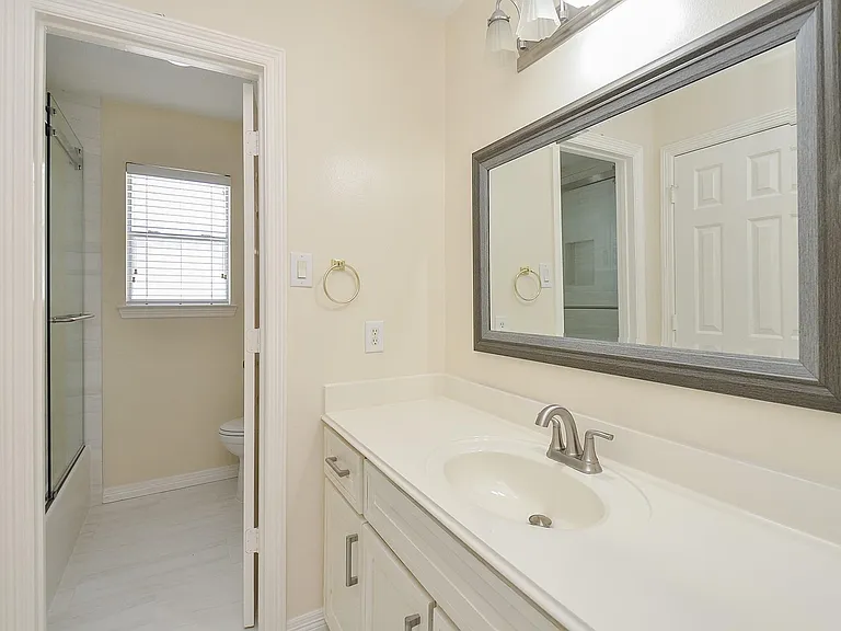 4916 Inker St — Photo 24