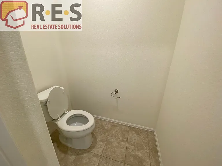 8811 Concolor Ln — Photo 19