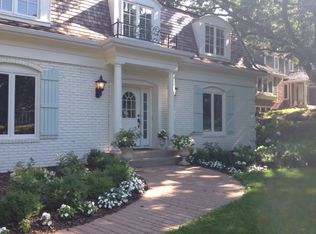 7004 Tupa Dr, Edina, MN 55439