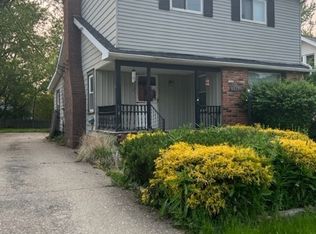 1244 Sunset Rd, Mayfield Heights, OH 44124