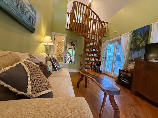 818 Whitehead St #5 — Photo 8