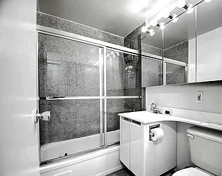 Rented by Urbane Brokerage