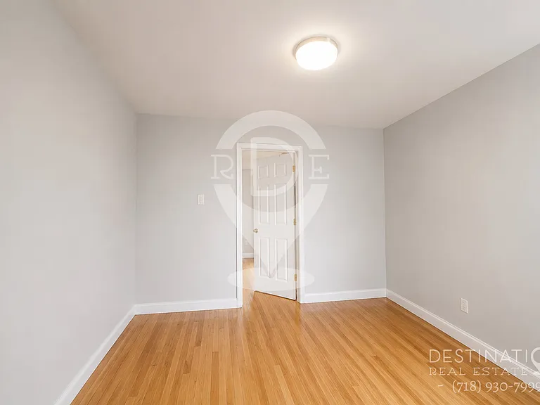 207 Eldert St #3R — Photo 14