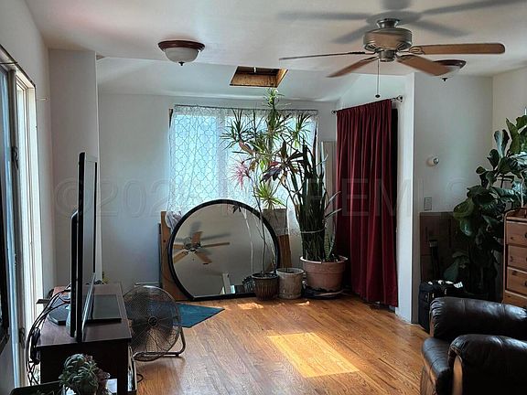 5th image of 401 W West Columbus Place