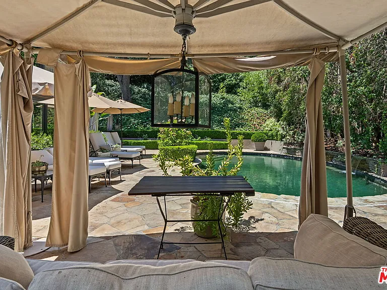 575 N Beverly Glen Blvd — Photo 34
