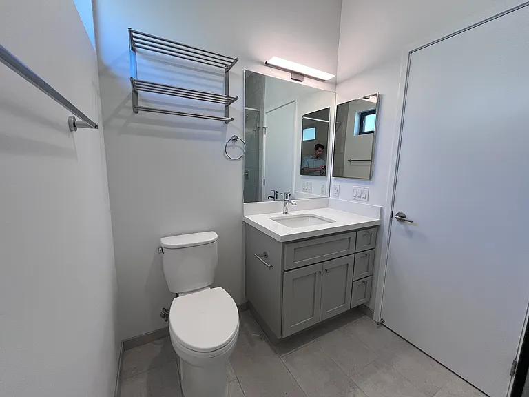 1542 Grand Ave #1542 — Photo 9