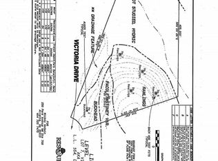 200 Victoria Dr, Fayetteville, GA 30214