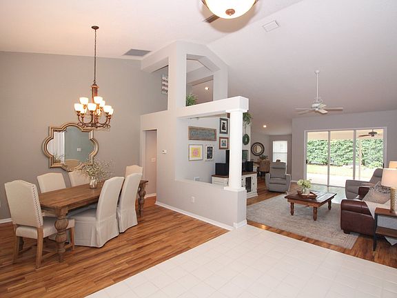 3rd image of 2579 Ekana Dr