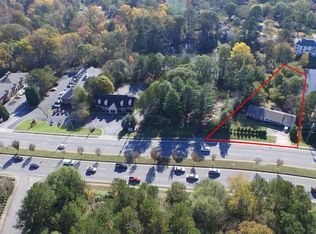 381 E Crossville Rd, Roswell, GA 30075