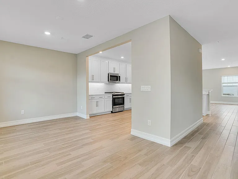 5351 Bridge St — Photo 19