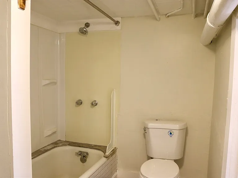 17 Granite St #1 — Photo 7