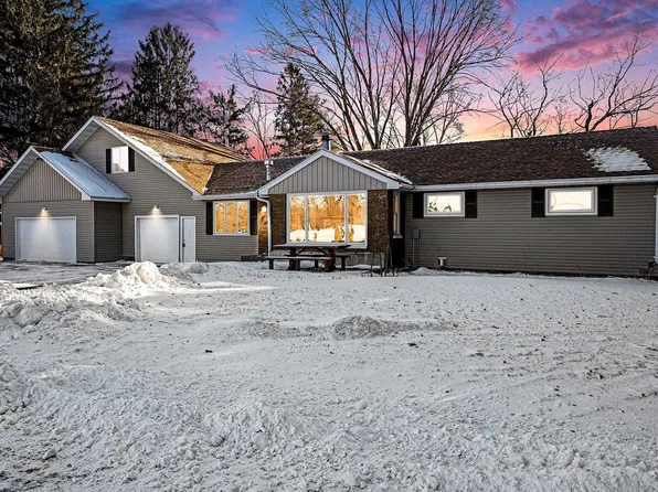 1985 County Road J, Baldwin, WI 54002