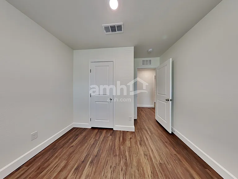 291 Austin Bellerose Pl — Photo 16