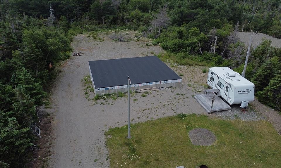 1st image of 6 WYSIWYG Road