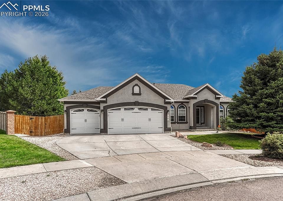1st image of 7564 Amberly Dr