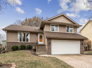 9604 Horton Ave, Urbandale, IA 50322