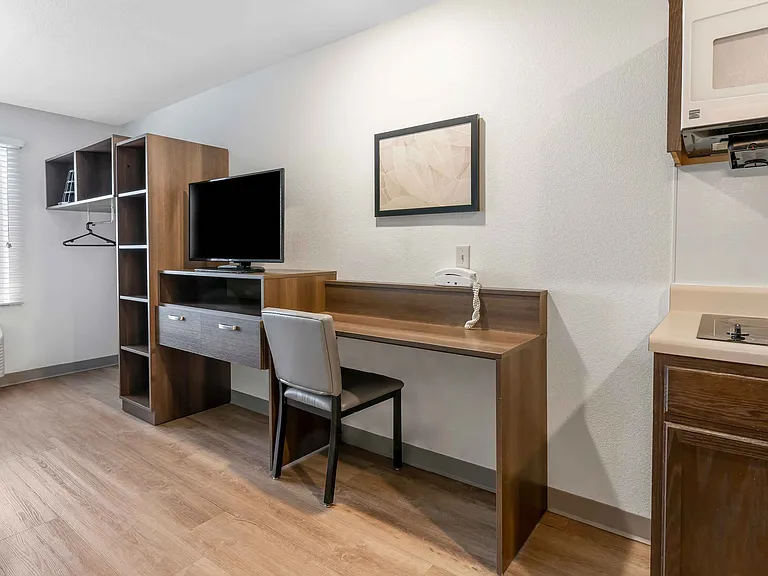 Studio Suite - 2 Queen Beds