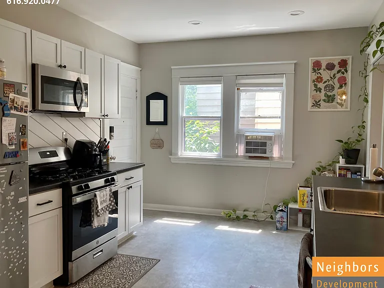 260 Eastern Ave SE #1 — Photo 13
