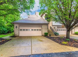9072 Whitman Ct, Fishers, IN 46037