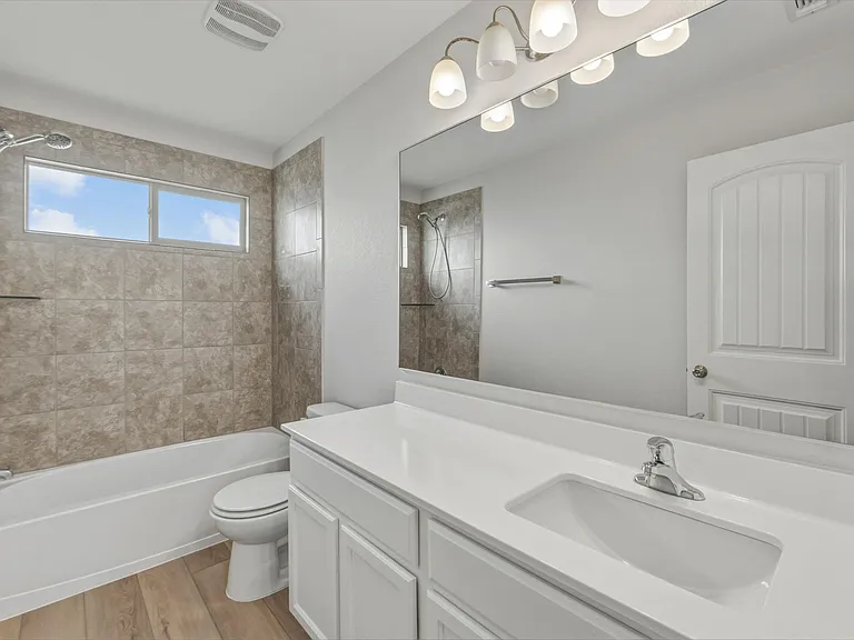 301 Serpentine Ln — Photo 26