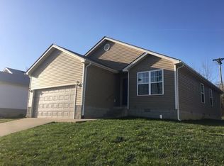 124 Newport Ln, Berea, KY