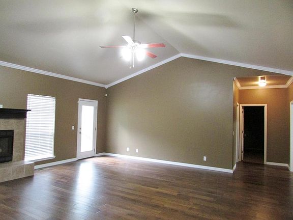 4th image of 1401 Neptune St