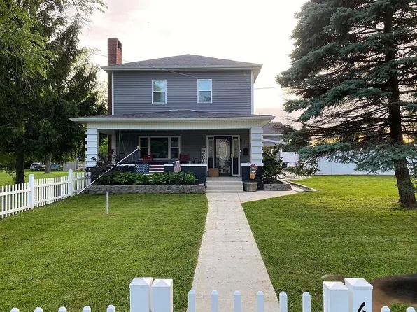 615 N 2nd St, North Baltimore, OH 45872