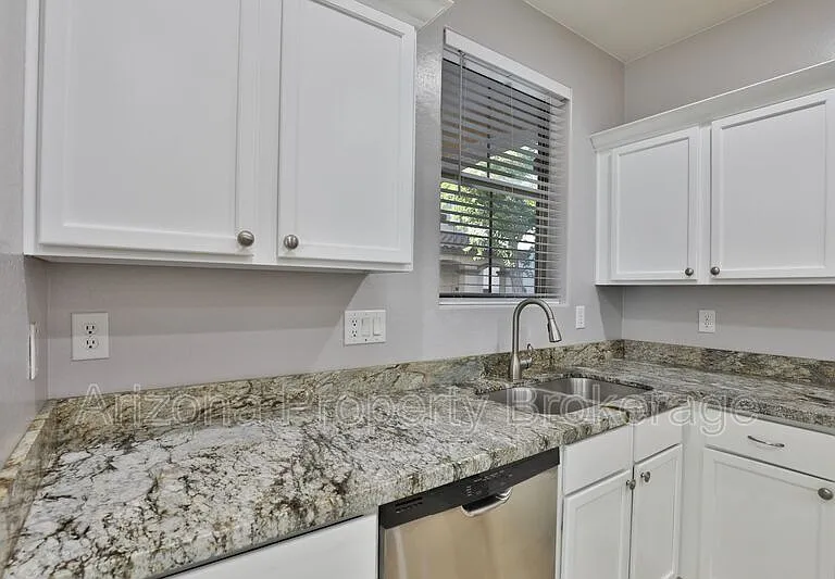3879 E Santa Fe Ln — Photo 8