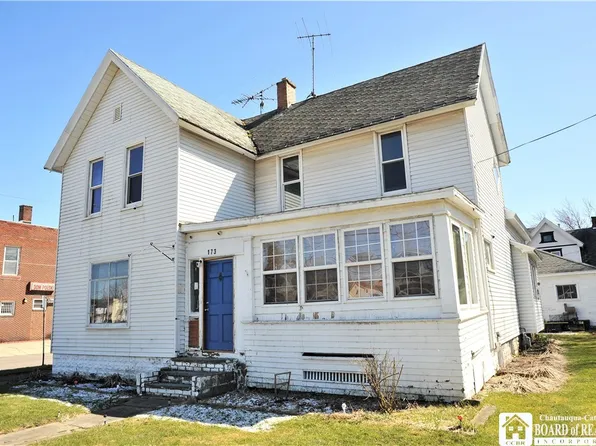 173 Lake Shore Dr E, Dunkirk, NY 14048