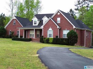 16 Daileys Chapel Rd, Oneonta, AL 35121