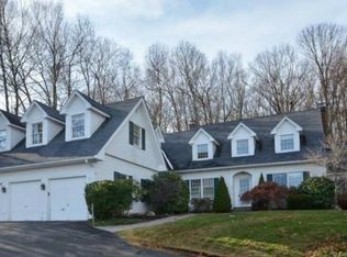 26 Old Kings Rd, Avon, CT 06001