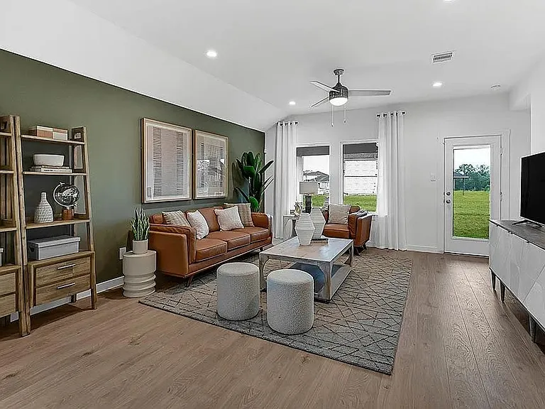 7943 Cavour Dr — Photo 10