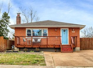 7034 Pernod Ave, Saint Louis, MO 63139