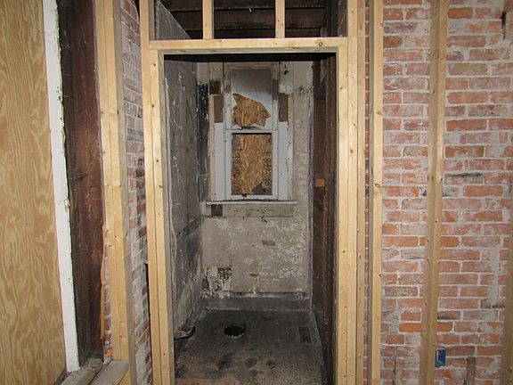 5th image of 285-287 S Champion Ave
