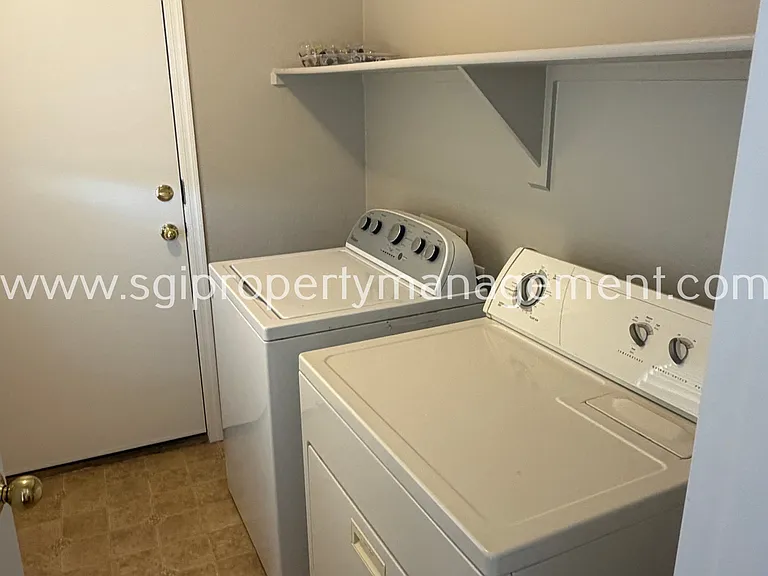 156 W Campbell Ct — Photo 5