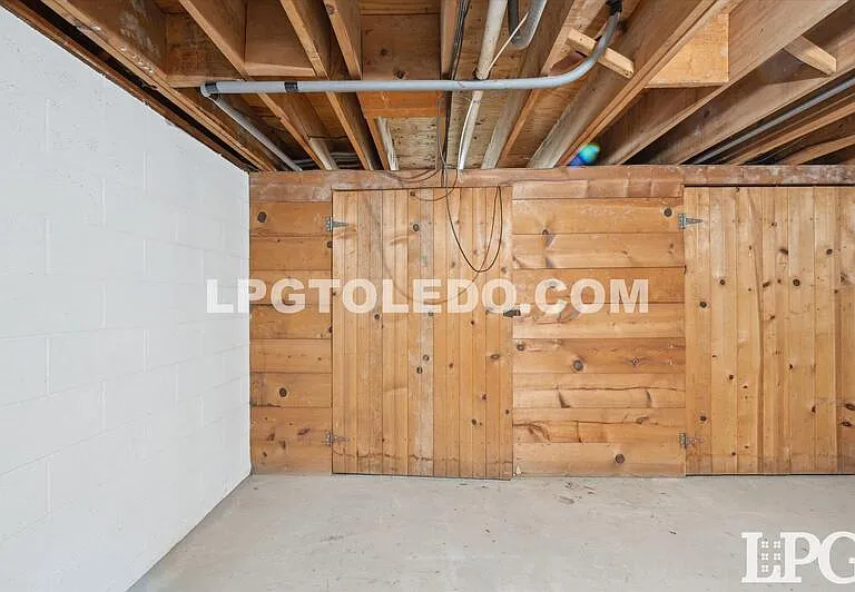 3310 Arlington Ave #8 — Photo 17