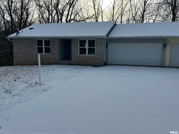 5210 W Vale Ct, Peoria, IL 61607