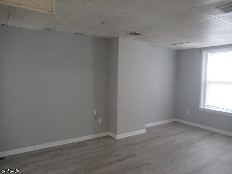 1 bed, 1.0 bath, $1,600 — Photo 2