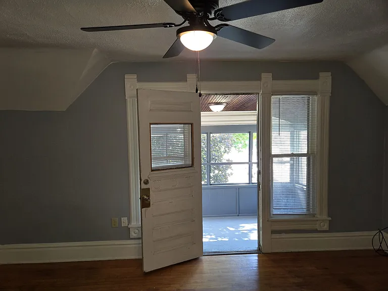 502 Pearl St #2 — Photo 17