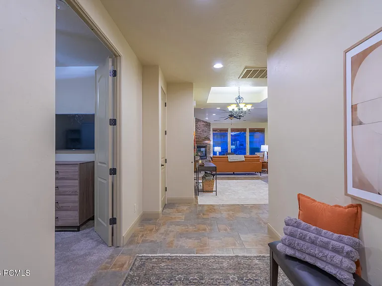 2212 Chippenham Ct — Photo 44